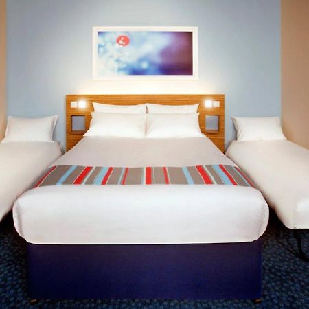 Travelodge Manchester Birch M62 Eastbound Heywood Exterior foto